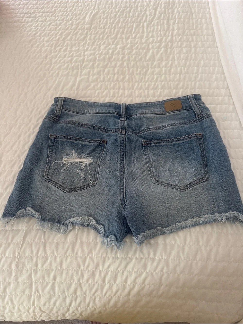 Distressed denim Shorts
